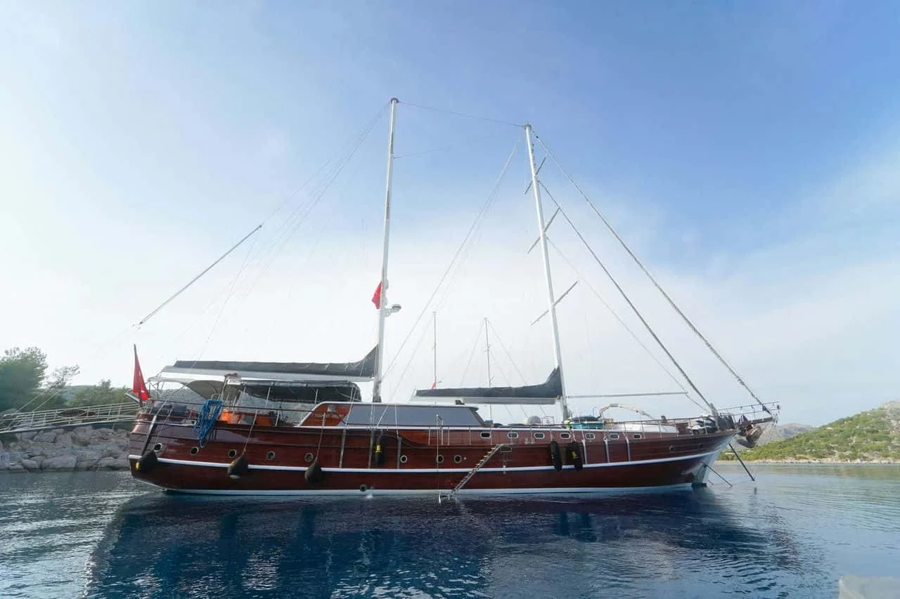 Kaptan Mehmet Bugra on the water, Bodrum yacht charter.