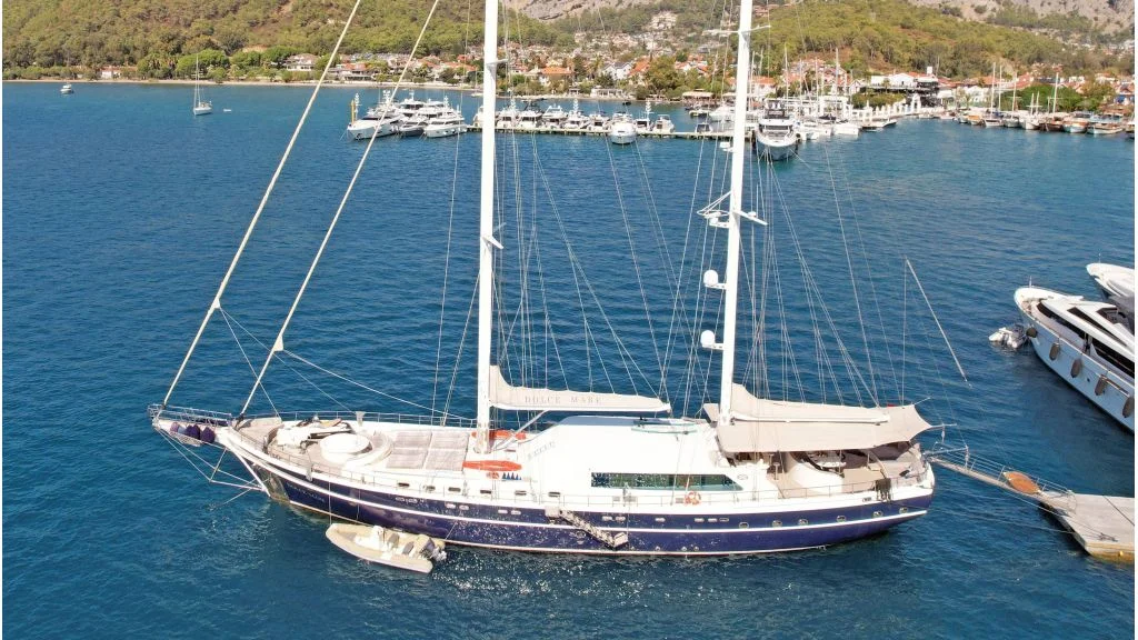 Dolce Mare deck, Bodrum yacht charter.