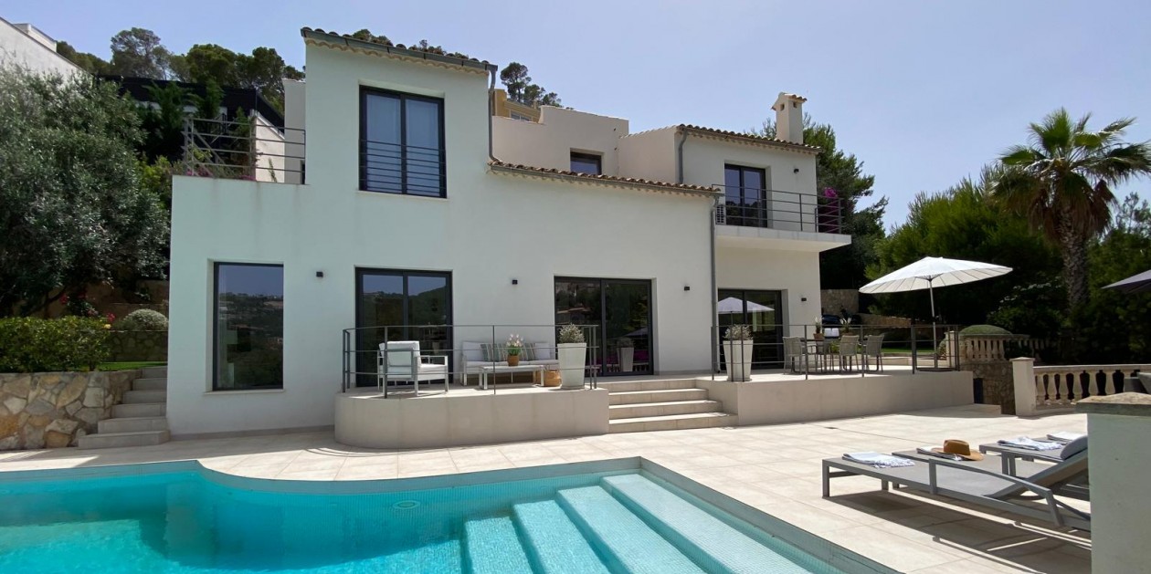 Schönes 4 Schlafzimmer Haus mit pool in Port Andratx