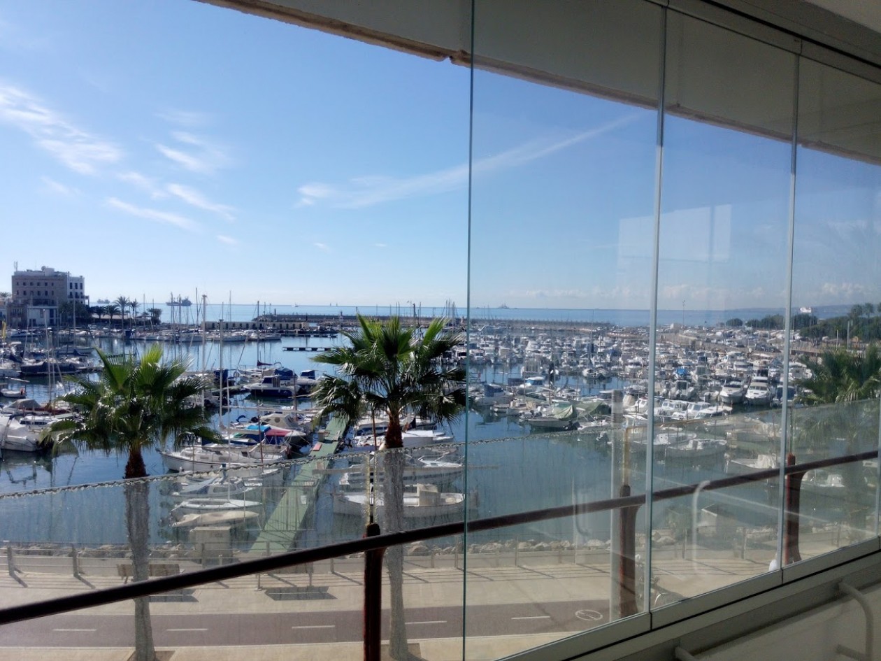 TOP APARTMENT IN PORTIXOL MIT MEERBLICK