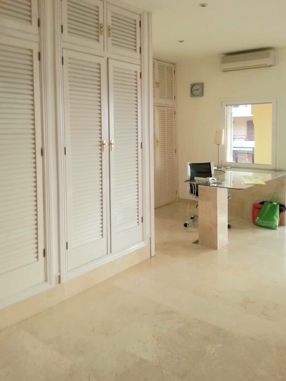 Gewerbeimmobilie - Studio-Apartment zum Verkauf in Port Andratx