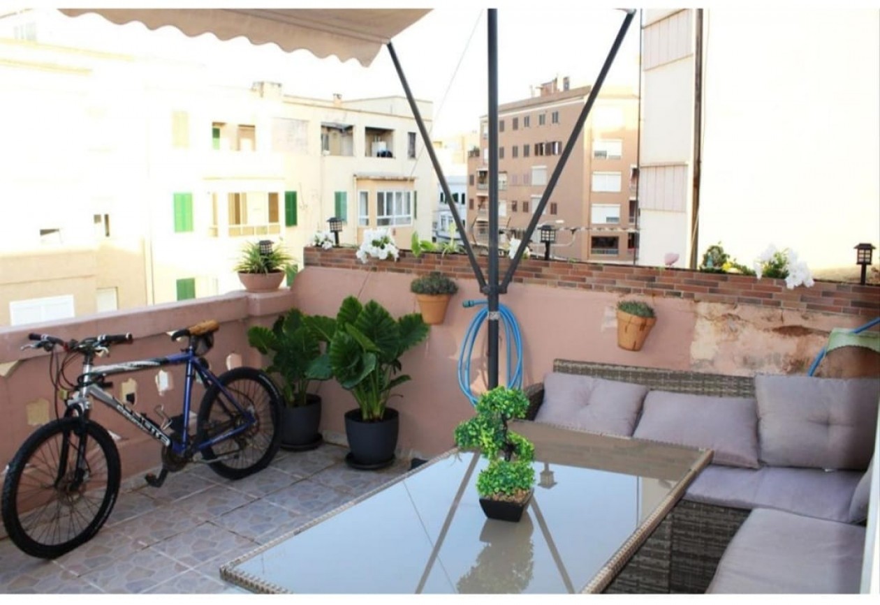 Penthouse mit 3 Schlafzimmern in Foners Palma in Strandnähe.