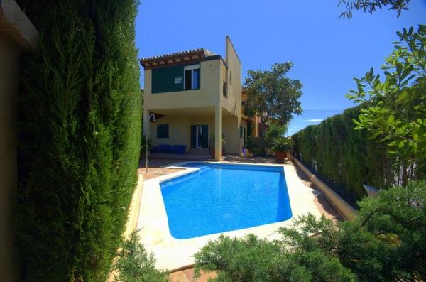 Haus mit Meerblick in Son Veri Nou