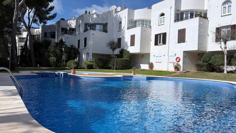 Investitionsmöglichkeit: Renovierungsbedürftiges Duplex in Sol de Mallorca