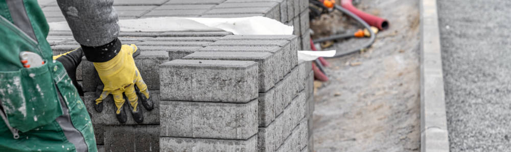 Pflastersteine und Galabauer