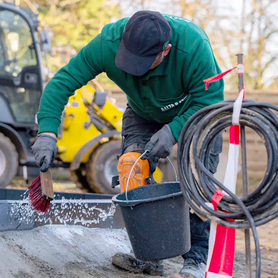 Wasser im Garten: Von Teichen bis zu Bewässerungssystemen