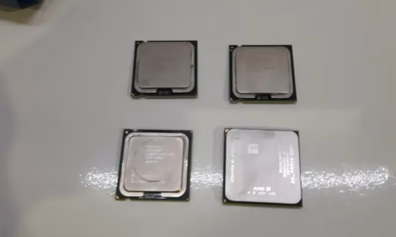 Processeur Intel Core 2 Duo E7200 2.53GHz SLAPC LGA775 3Mo - vue 5