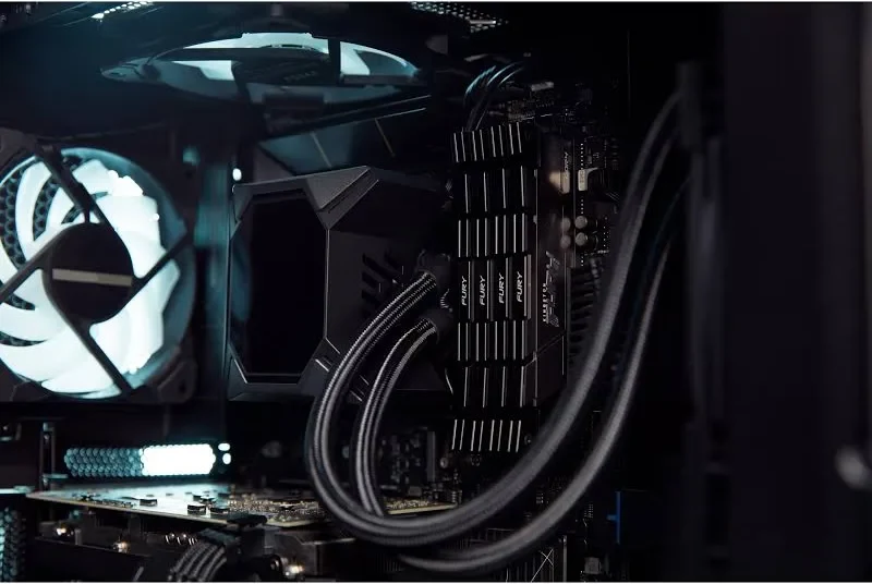 Kingston Fury Renegade 16 Go DDR4 4000 MHz - vue 5