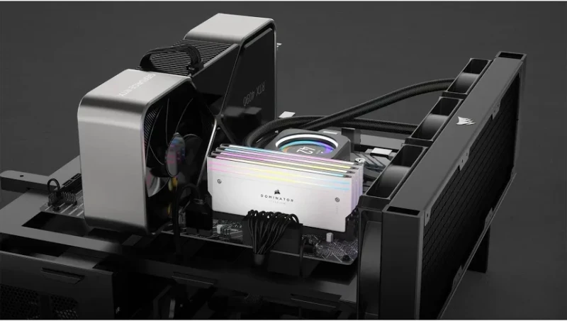 Corsair Dominator Titanium 96 Go Kit 2x48Go DDR5 6400 MHz RGB - vue 2