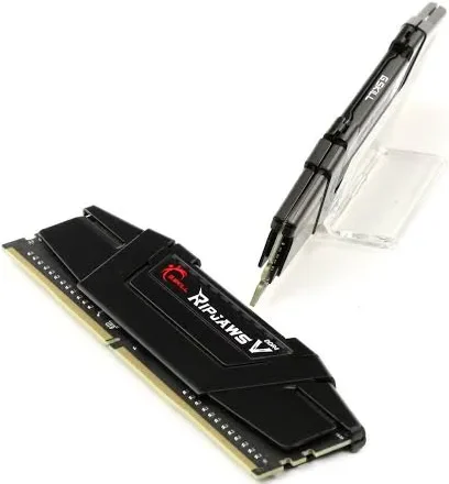 G.Skill 16 Go Kit 2x8Go DDR4 3200 MHz - vue 4