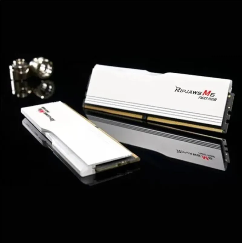 G.Skill 32 Go Kit 2x16Go DDR5 6000 MHz - vue 5