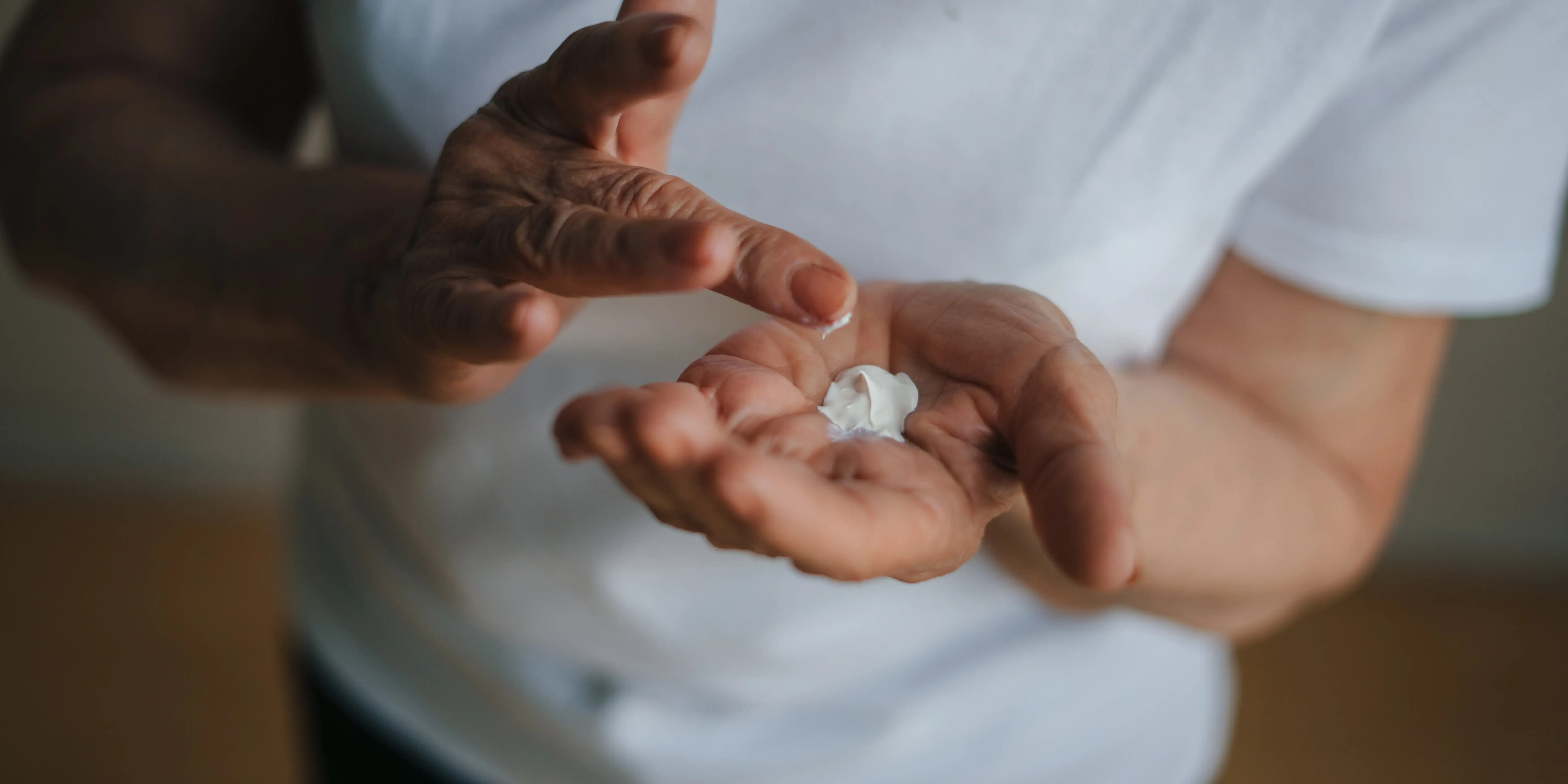 Vous souffrez d'acné ? Obtenez une peau saine grâce aux conseils de Fellos.