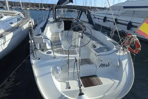 Velero Jenneau Sun Odyssey 37 popa