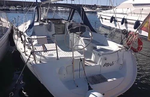 Popa Velero Jenneau Sun Odyssey 37