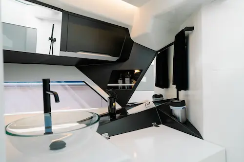 Lancha Say 42 interior