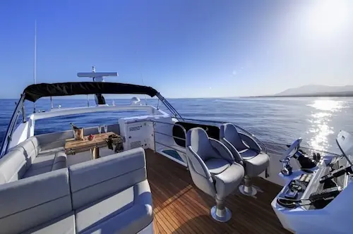 Yate Sunseeker 68 Sport cubierta