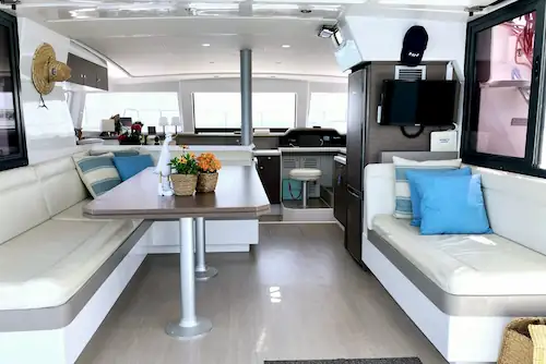 Catamarán Bali 4.0 Nereus interior