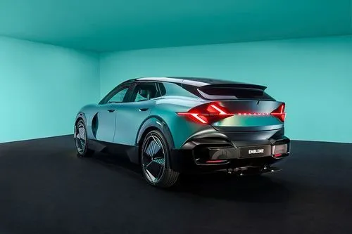 Renault Emblème: Extreme Low-Carbon Automotive Engineering