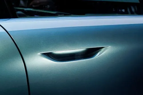 Renault Emblème: Extreme Low-Carbon Automotive Engineering