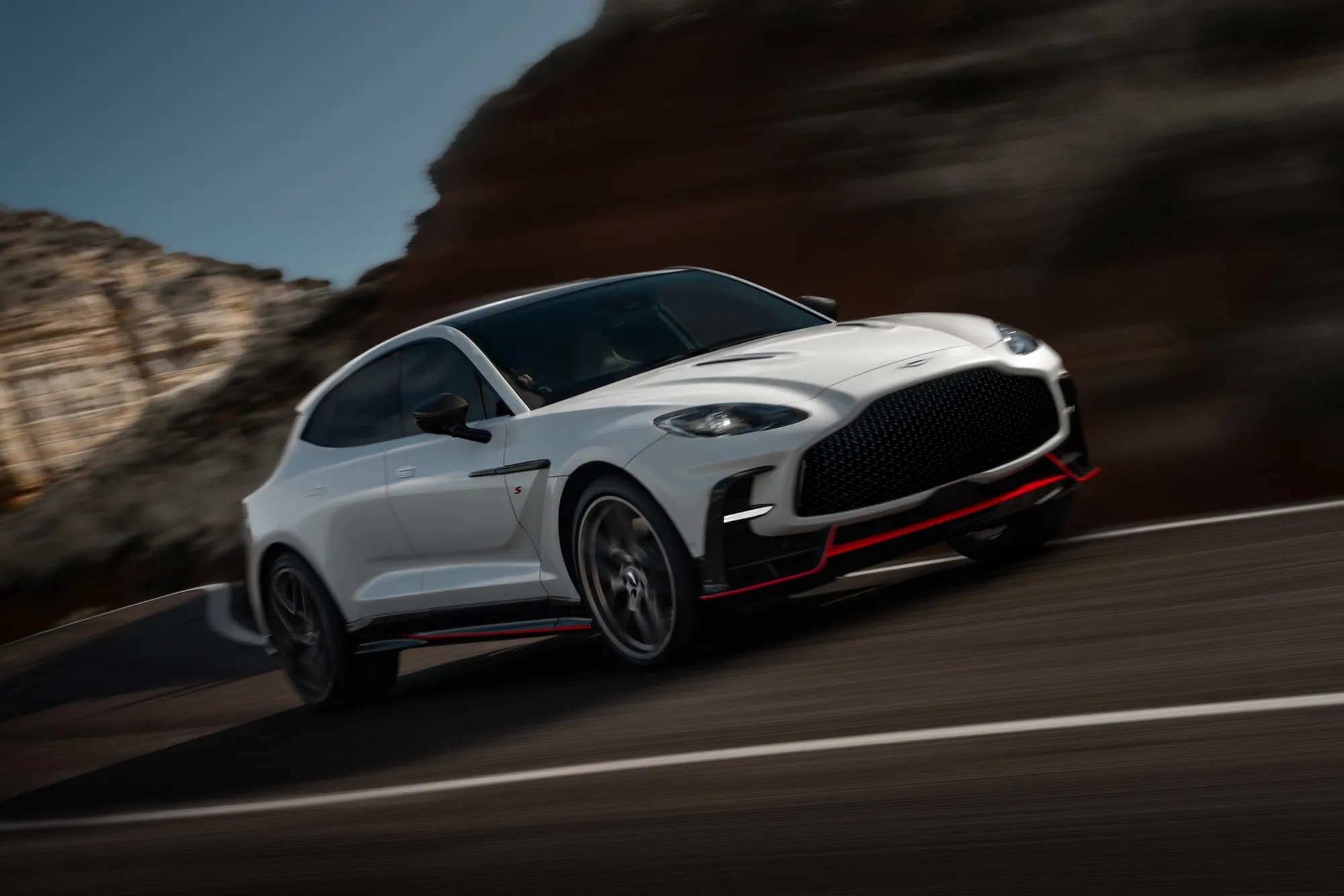 Click-through thumbnail image link to related article