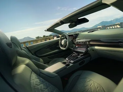 2025 Aston Martin Vanquish Volante - interior