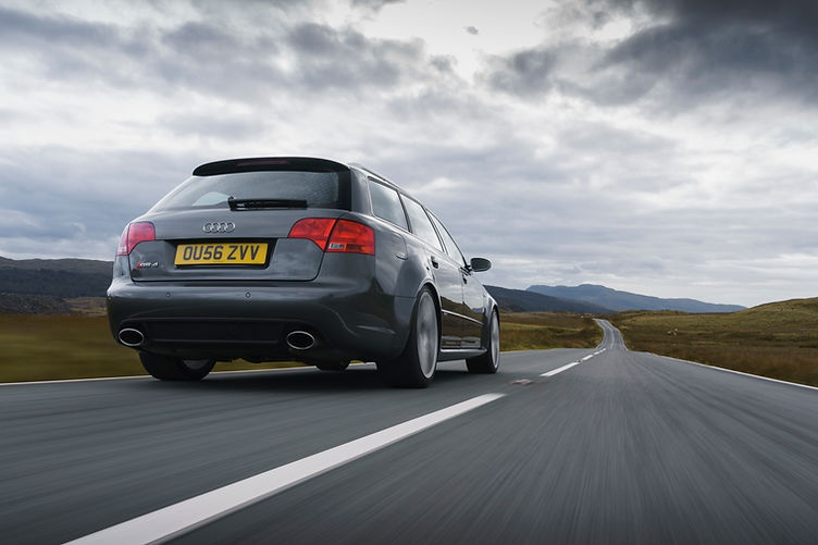 B7 Audi RS4 Avant Daytona Grey