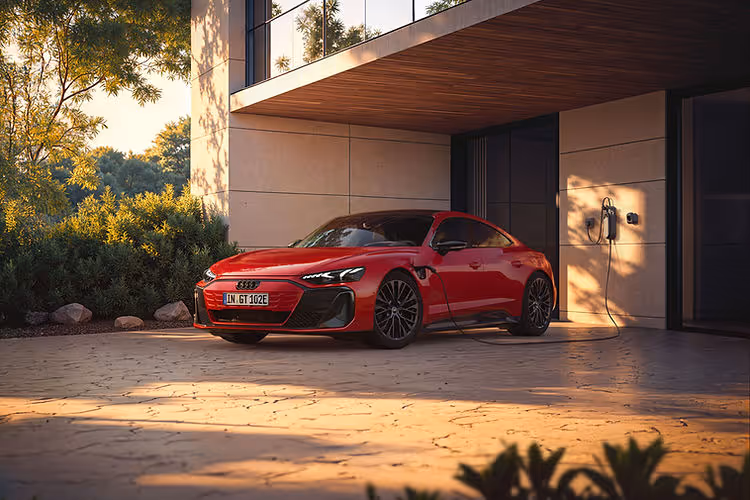 Audi e-tron GT quattro static charging