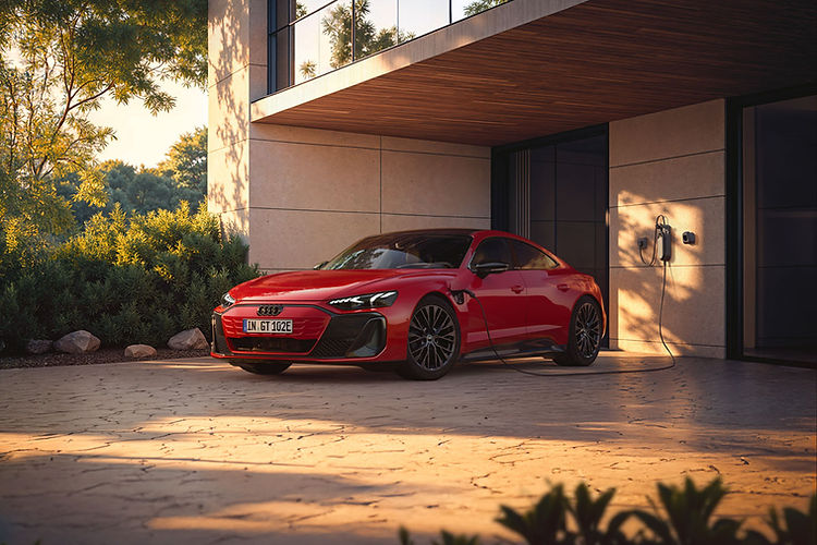 Audi e-tron GT quattro static charging