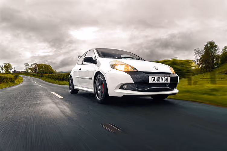 White Clio 200