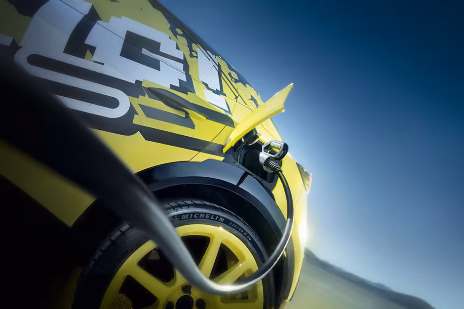 Vauxhall Opel Mokka GSE Rally - charging