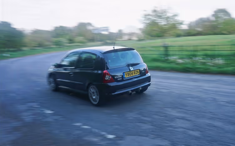 Black Gold Clio 182