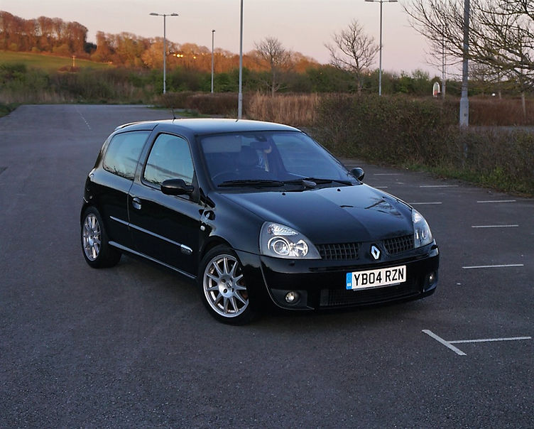 Black Gold Clio 182