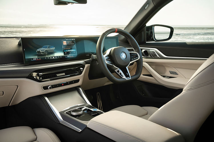 New 2025 BMW i4 M60 xDrive infotainment