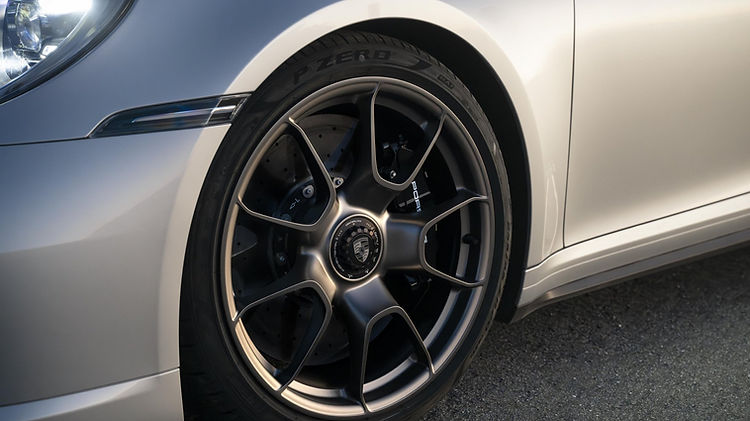 Porsche 911 Turbo 50 Years Turbonite