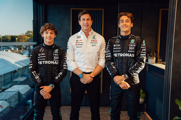 Kimi Antonelli, Toto Wolff, George Russell