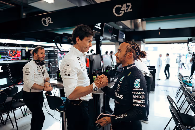 Hamilton to Ferrari - Hamilton and Totto Wolfe