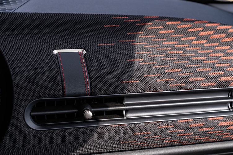 Mini JCW dashboard detail