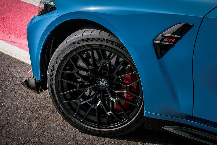 2025 BMW M3 CS Touring alloys matt black