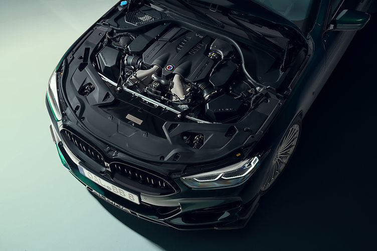 ALPINA B8 GT V8 engine detail