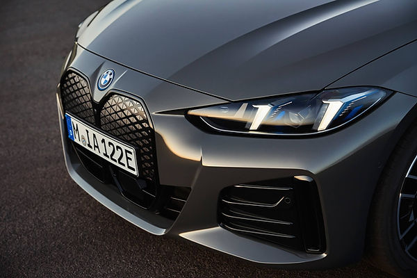 Facelifted BMW i4 eDrive40