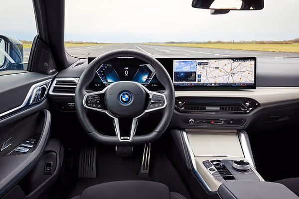 Facelifted BMW i4 eDrive40