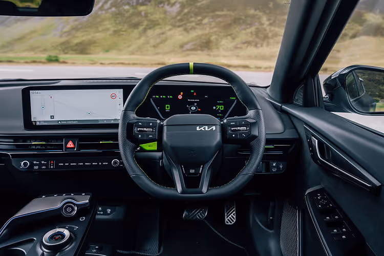 Kia EV6 GT Facelift - dashboard infotainment