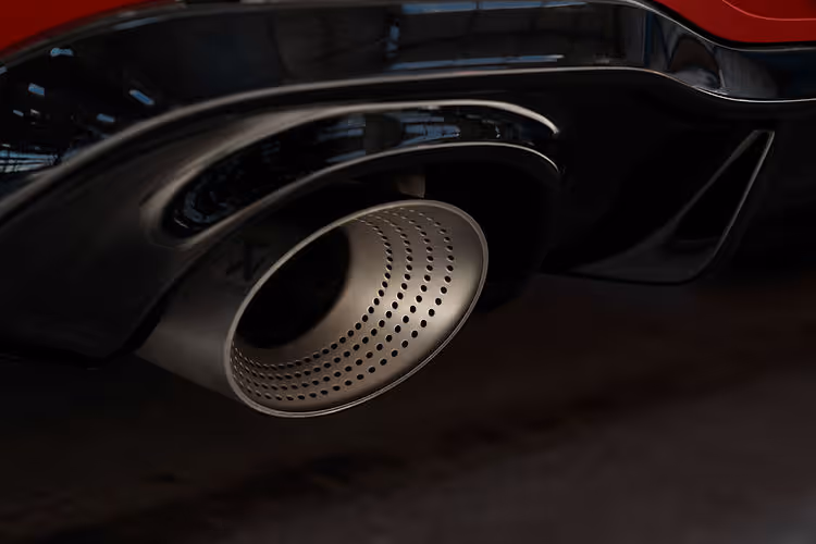 Volkswagen Golf GTI EDITION 50 - Akrapovic exhaust