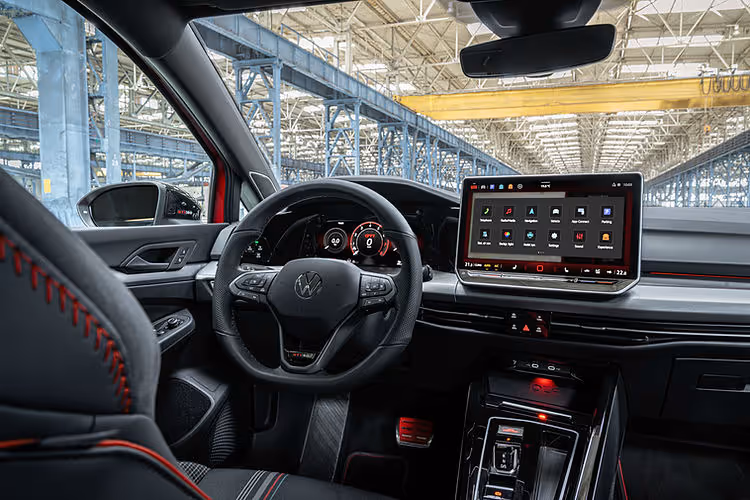 Volkswagen Golf GTI EDITION 50 - interior