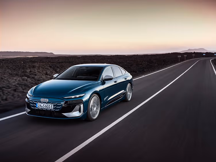 Audi S6 e-tron Sportback driving