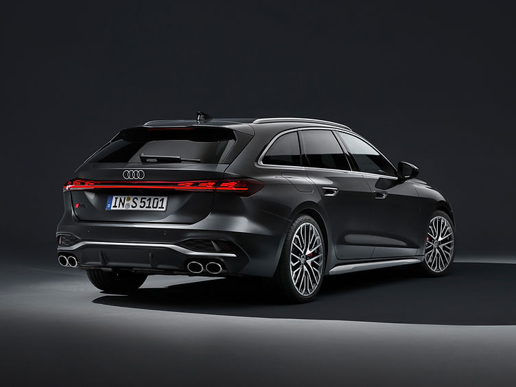 New Audi S5 Avant