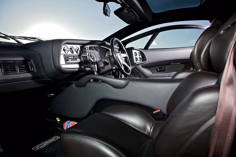 Jaguar XJ220 interior