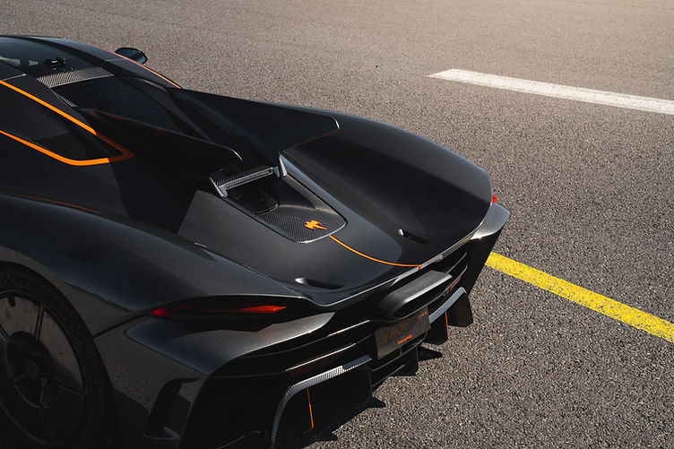 Koenigsegg Jesko fins