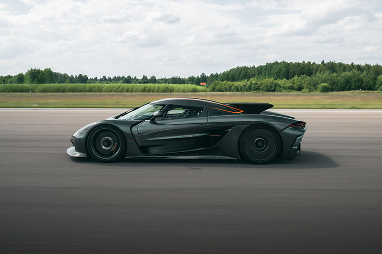 Jesko Absolut at speed