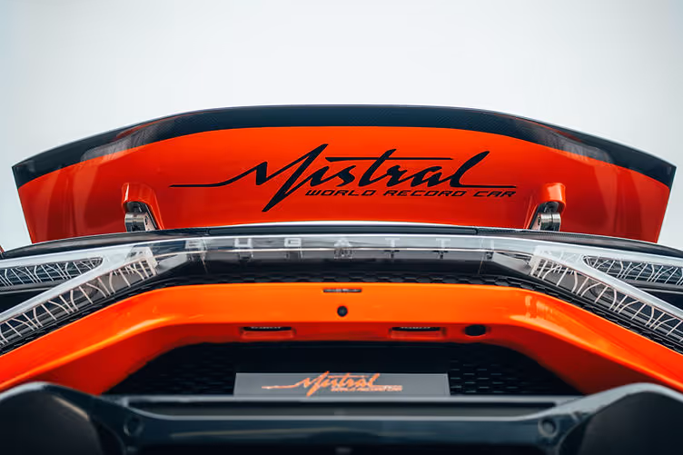 Bugatti W16 Mistral sets a new top-speed world record for an open-top car